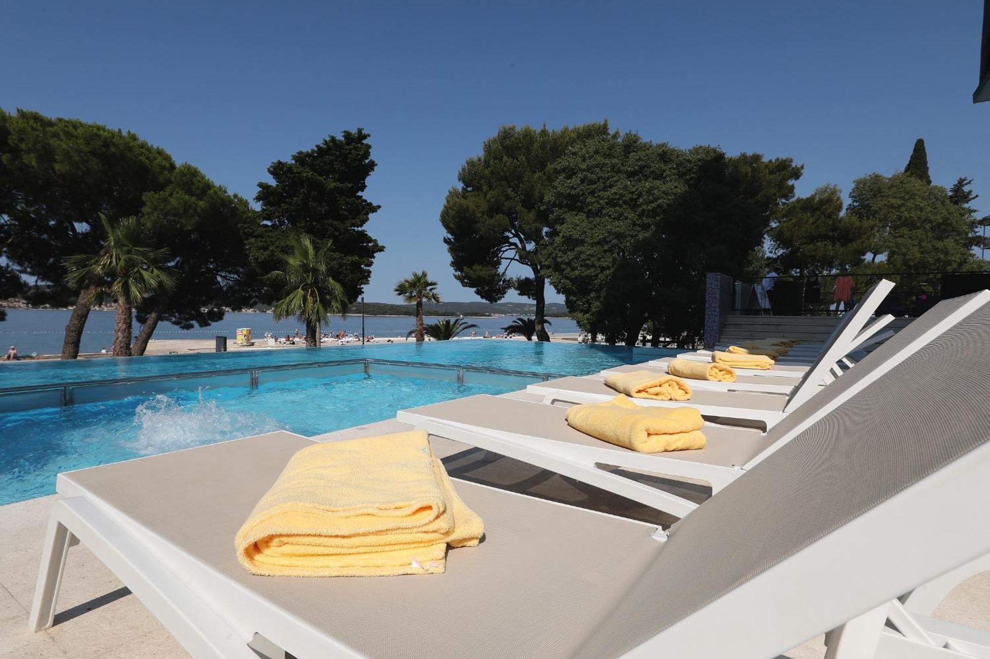 Ilirija Resort Hotel Ilirija Биоград-на-Мору Экстерьер фото